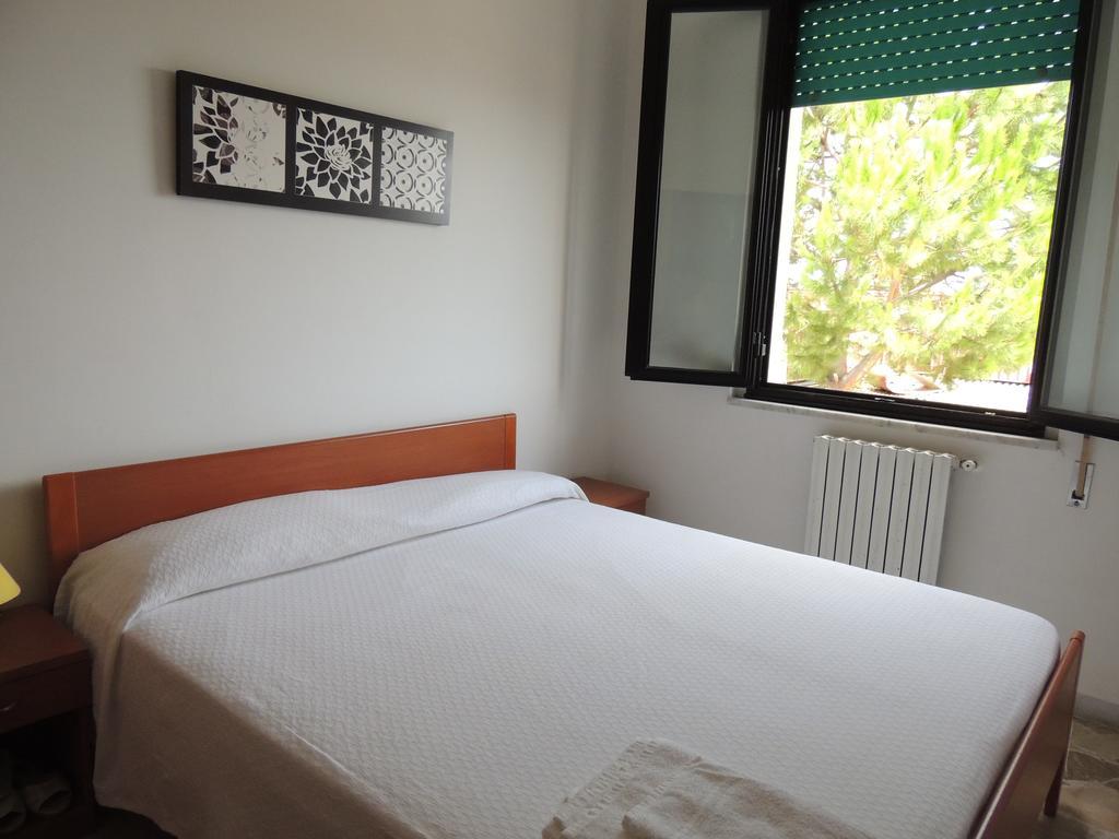 Albergo Il Terrazzino 비보 발렌티아 마리나 객실 사진