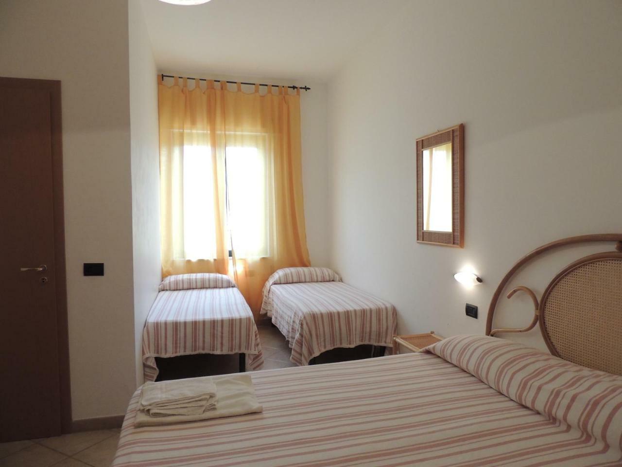 Albergo Il Terrazzino 비보 발렌티아 마리나 외부 사진