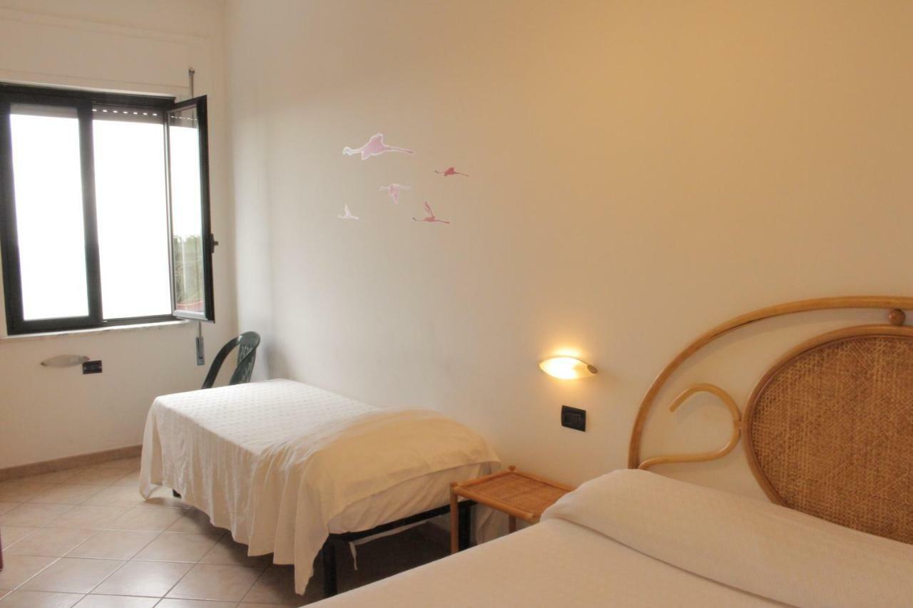 Albergo Il Terrazzino 비보 발렌티아 마리나 외부 사진